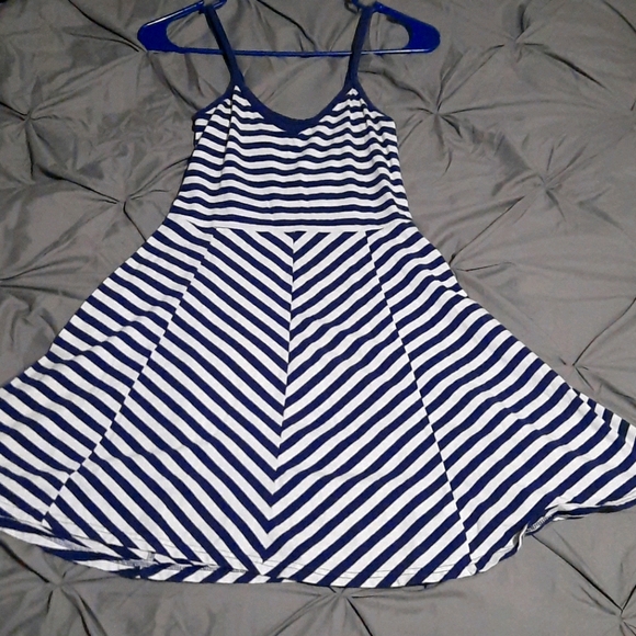 Dress - Picture 1 of 1